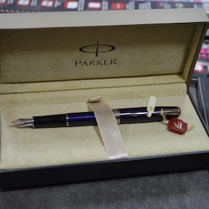 Parker Sonnet Fountain Pen Blue Lacquer 18k 750 nib, Collectible pen 1990s