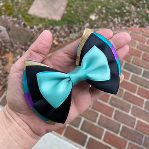 Queen Anna inspired hair bow