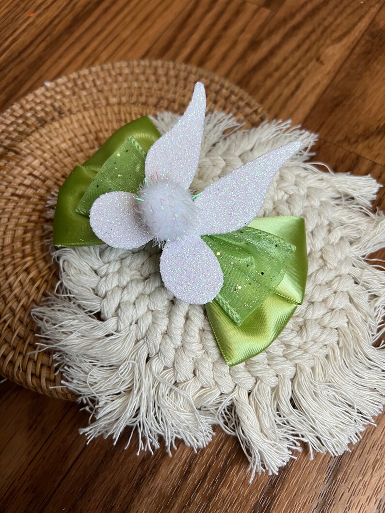 Tinkerbell inspired hairbow peterpan hairbows magical image 2