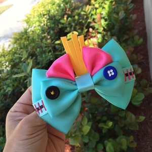 Scrump inspired hairbow image 1