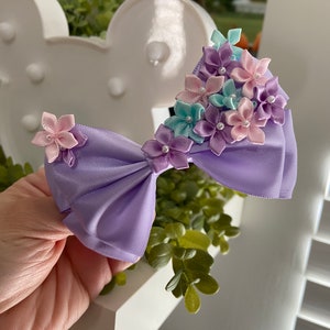 Isabela, Isabella, Isabel Madrigal inspired hairbow