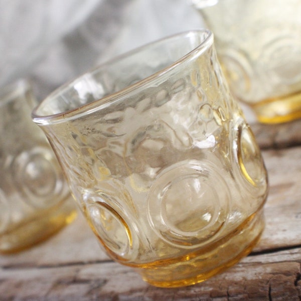 Anchor Hocking Juice glasses, Set of 4, vintage gold glassware, 1970 textured juice glasses,  circles Juice Glasses , burst of vintage