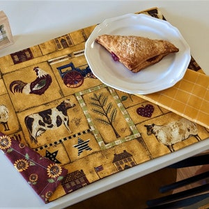 Placemats Table Kitchen Autumn Fall Gold Burgundy Reversible Cotton Machine Wash Dry