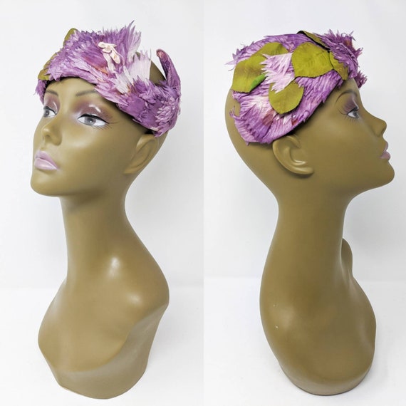 FREE SHIPPING - Vintage 1940's Purple and White Fl
