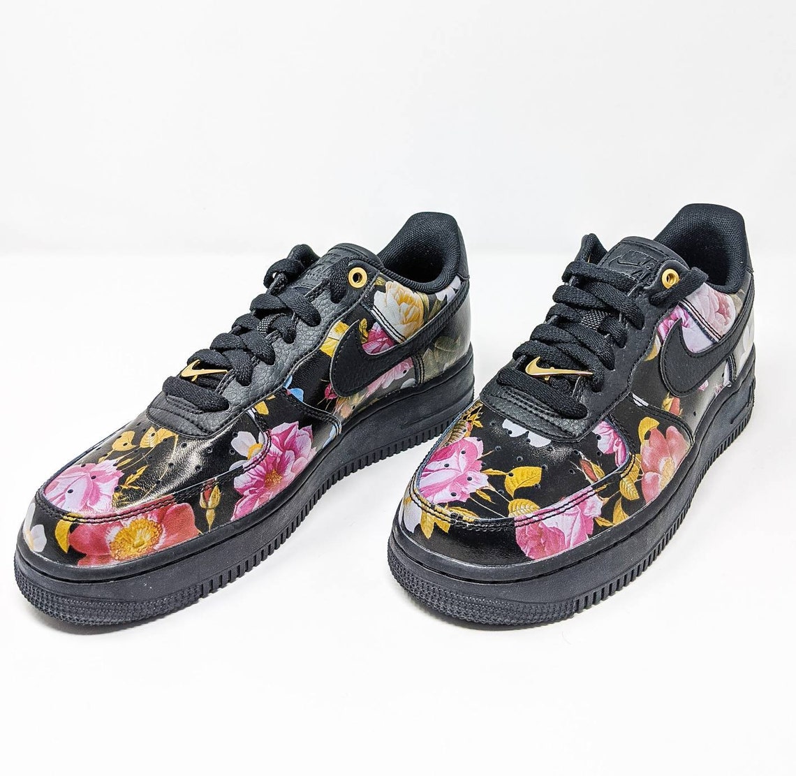 FREE SHIPPING Brand New Nike Air Floral Pattern Shoes for | Etsy