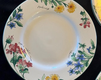Majestic by Sakura 1997 Designed by Sue Zipkin Geranium Dinnerware bread/dessert plate