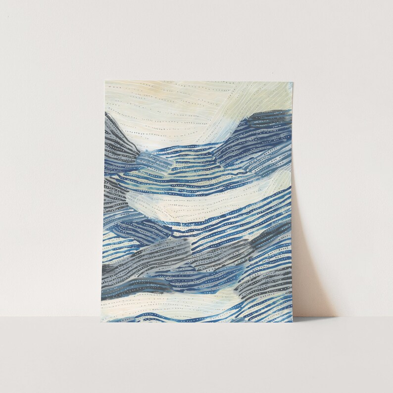 Puede incluir: Impresi&oacute;n de arte abstracto con un patr&oacute;n azul y blanco de l&iacute;neas y puntos, que se asemeja a una cordillera.