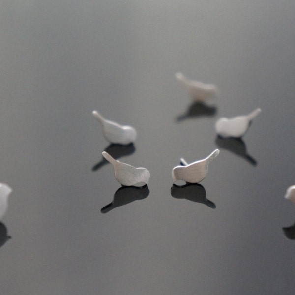 Bird stud earrings - sterling silver bird earrings, creative jewelry, dainty earrings, tiny bird stud earrings, Spring celebration