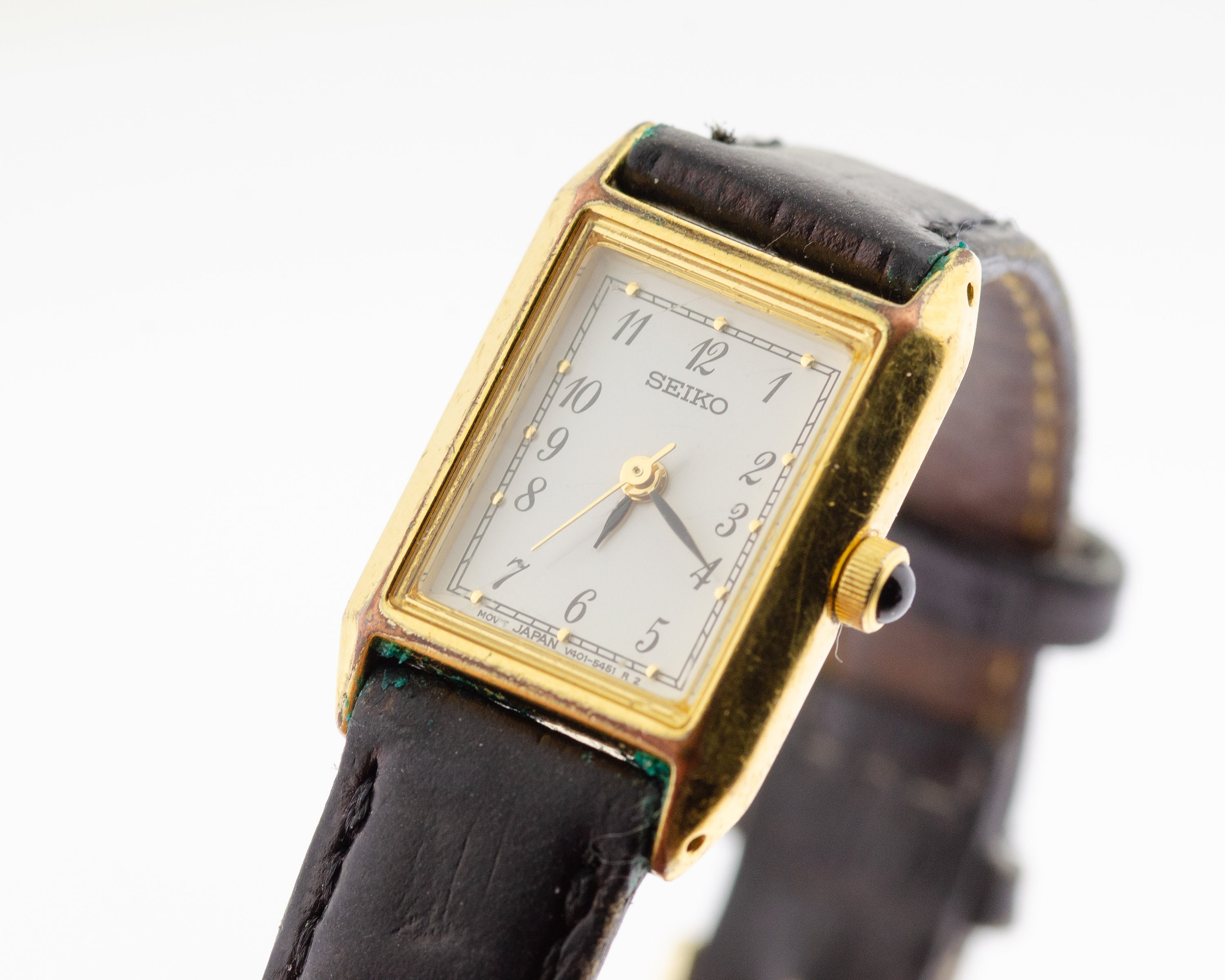 Vintage Seiko V401-5670 White Dial Rectangle Quartz Watch - Etsy