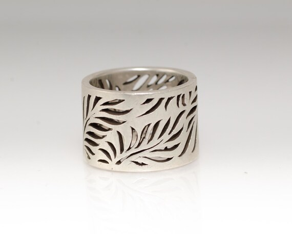 Sterling Silver Leafy Branch Design Ring - Size 7.75