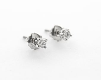 14k Gold diamond earrings 3 mm 0.11 ct / diamond earrings / rose gold / yellow gold / earrings / diamond earrings / diamond stud earrings