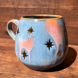 Goldene Sterne • handgemachte Keramik Tasse • Handmade Ceramic Mug