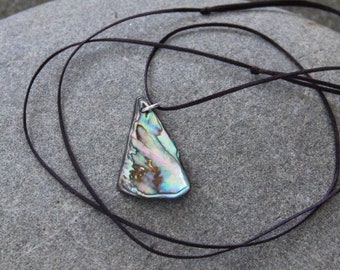 Paua shell necklace, abalone necklace, paua jewellery, abalone jewelry, hippie jewelry, beach jewellery, nature inspired, sea, shell jewelry