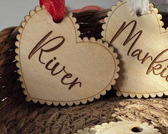 Personalisierter Valentinstag Namensschild, Holz Geschenkkorb Geschenkanhänger, Geschenkanhänger aus Holz, Galentine, Ostern Anhänger, benutzerdefinierter Geschenkkorb Anhänger, Herz Anhänger
