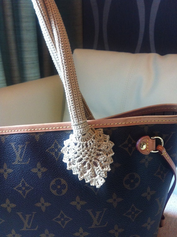 louis vuitton crochet bag