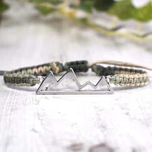Mountain Bracelet for Men or Women - Adjustable Hemp Bracelet - Adventure Jewelry Gift for Hikers, Nature Lovers, Rock Climbers, Skiiers