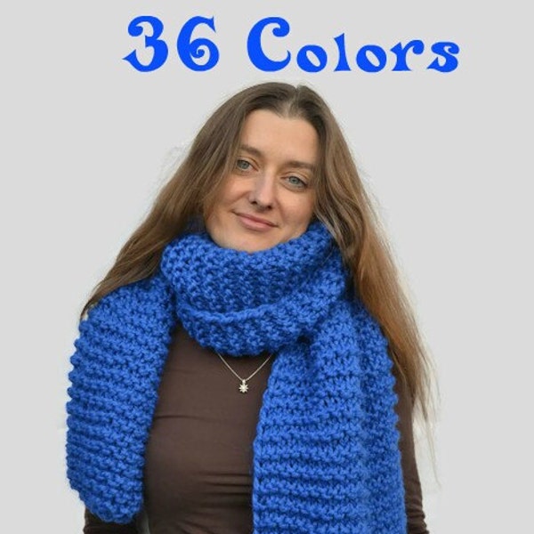 Chunky Knit Scarf, Luxurious owesized scarf, custom colors, Hand Knit Scarf, Knitted wool scarves for women