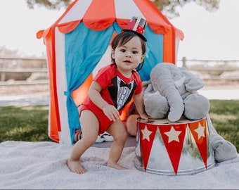 Circus ringmaster tuxedo onesie birthday costume outfit, carnival greatest showman cake smash outfit, boys 1st bday, 2nd bday, tuxedo onesie