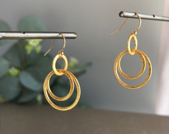 Circle Earrings Link Earrings Geometric Earrings Gold Earrings Silver Earrings Earrings for Women Dangle Earrings Everyday Earrings