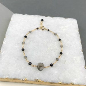 Dainty Labradorite Bracelet,Beaded Gemstone Bracelet,Adjustable Handmad Bracelet,Labradorite Bracelet for Women, Healing Bracelet,Gifts