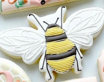 Fast Shipping!! Arlo's Bee by Brighton Cutters, Bee Cookie Cutter
