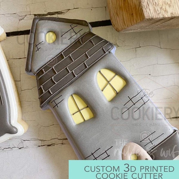 FAST SHIPPING! Haunted House Cutter, Cookie Cutter, Halloween Cookie Cutter