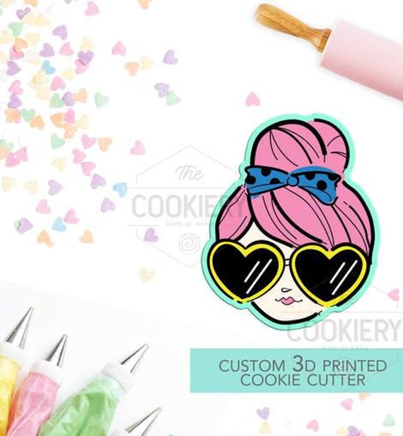 Fashion logo cookie cutter