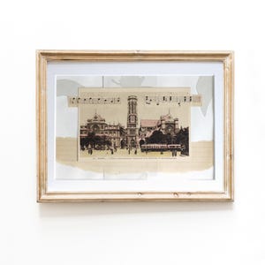 colagem vintage Paris, igreja St-Germain-l'Auxerrois, cartão postal colorido à mão década de 1920, presente de arte para viagem | JF Design Belas Artes