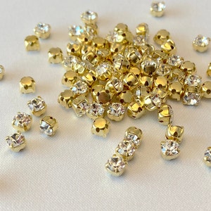 Preciosa Crystal Chaton Montees: 4mm Sew-On Gold Setting