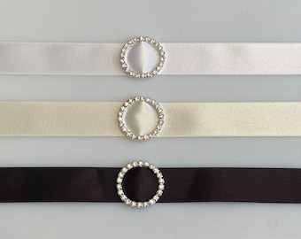 3cm wide Round Diamante Buckle (with sash)