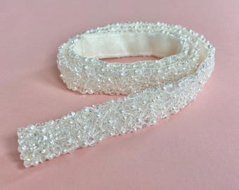 Perlen & Kristall Brautgürtel: Handgefertigte Brautkleid Schärpe ""Taube"""