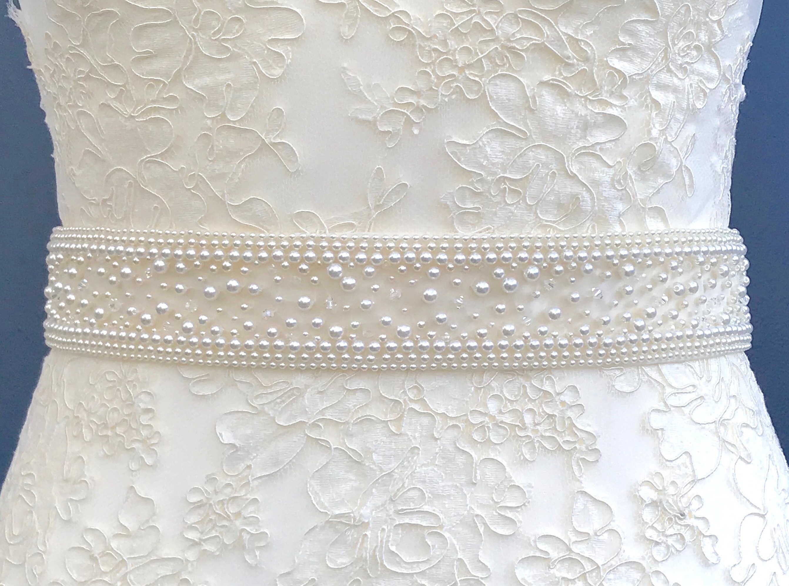 1381 Women\'s Crystal Wedding Sash Shining Pearls Bridal Belt Handmade Handmade Pearl Bridal Belt: Rhinestone Wedding Dress Sash - Etsy main image 4