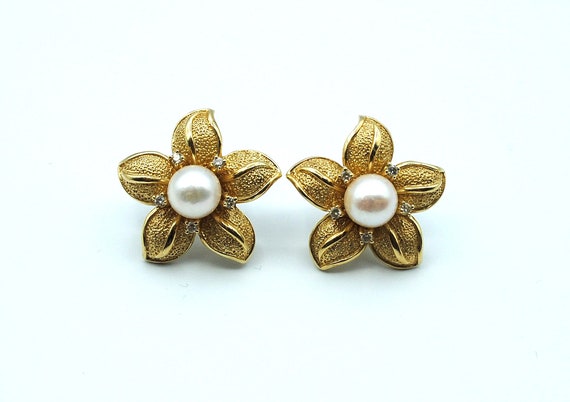 14k Yellow Gold Pearl Diamond Accent Flower Stud … - image 1