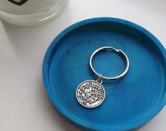 Zodiac charm disc keyring - astrology - star sign - horoscope - zodiac - antique silver - disc charm - keyring - unisex - accessories