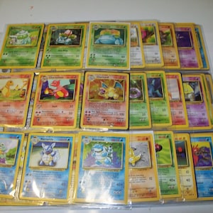 20 HOLOS Komplett Set ALLE 151 / 150 Original Pokemon Karten- Basis, Jungle, Fossil Charizard Blastoise Venusaur Mewtu Pikachu 1999