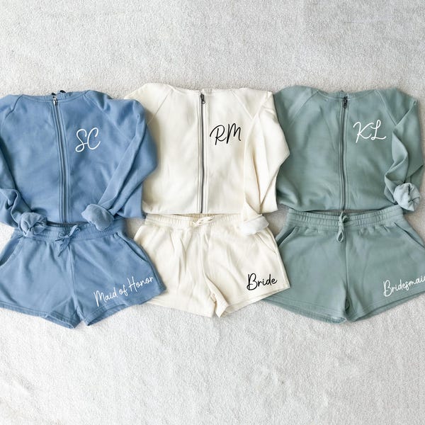 Bridesmaid Pajamas, Custom Bridal Party pajamas, bridal sweatsuit, Bridesmaid PJs, Getting Ready Outfit, Bridesmaid Robe, Bachelorette PJs