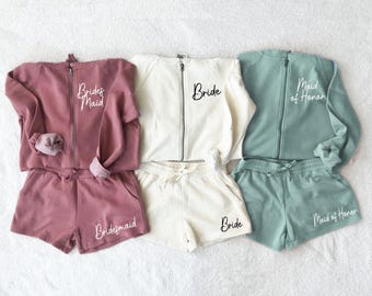 Bridesmaid PJ Set, Custom Wedding Pajamas, Bridal Party Pajamas, Getting Ready Outfit, Bridesmaid Gift, Personalized Sweatsuit