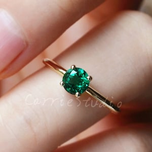 Delicate Emerald Ring/Solid 14K Gold Emerald Engagement Ring/Promise Ring/Round Cut Green Gemstone Ring/MayBirthstone/Pinky Ring