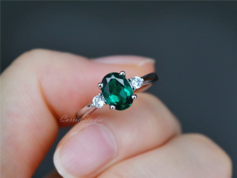 Oval Cut Emerald Ring Green Gemstone Ring 925 Sterling Silver Promise Ring 7*5 mm Emerald Engagement Ring
