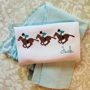 traje de carreras de caballos monograma para niños, camiseta de derby de caballos, traje de cumpleaños de carrera de caballos, traje monograma de jinete de caballos para niño pequeño, camisa de caballo