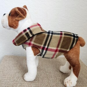 Stylish Dog Jacket, Keep Your Pet Warm and Fashionable with This Lightweight Outerwear.