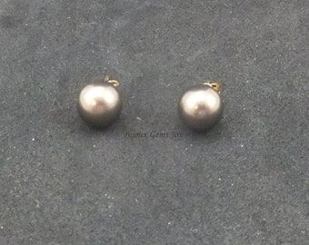 Mallorca Pearl Earrings, Majorca Pearl Earrings, Medium Stud Pearl Earrings, Dark Gray Earrings, Made in Mallorca, Gold Post Pearl Earrings