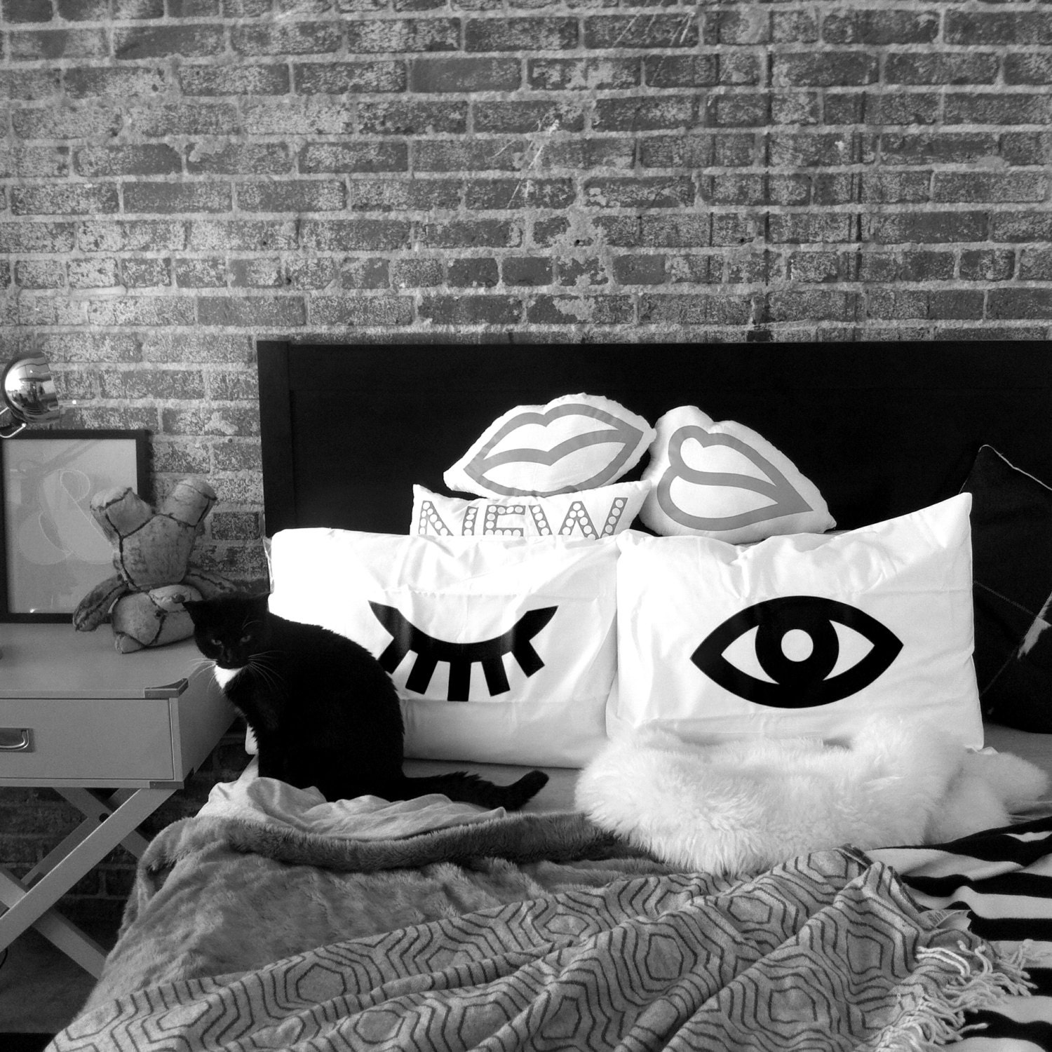 Pillowcase set Sleeping Eyes pillowcase set in Black eyelash Etsy