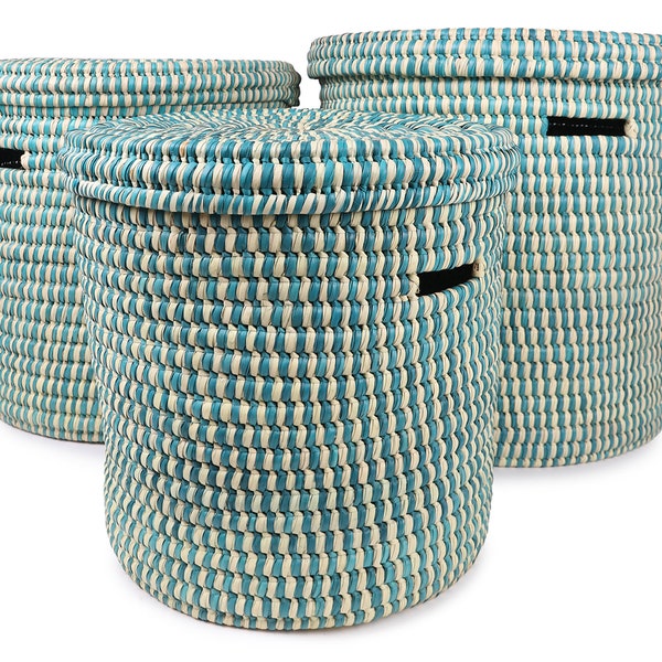 Turquoise Check Lidded Laundry Basket. Large Washing & Linen Basket.