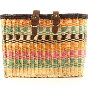 Multi-coloured Rectangular Bike Basket. Handwoven Bicycle Basket with Leather Straps. Wicker Patterned Basket For Cyclists.