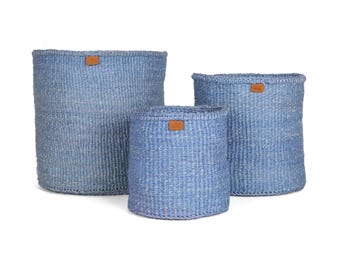 TOTO: Powder Blue Round Sisal Basket