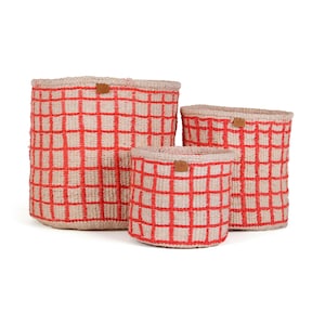 Red Checked Woven Basket – Modern Sisal Storage Basket for Minimalist Home Decor