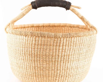 Round Shopping Basket with Leather Handle. Traditional Ghanaian Market Basket. Handwoven Natural Wicker Bolga Basket.