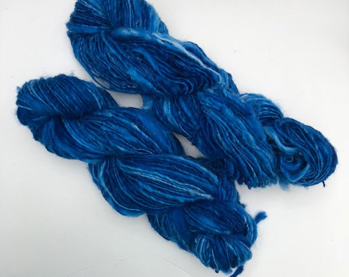 Hand Spun Blue Art Yarn - Bulky Weight