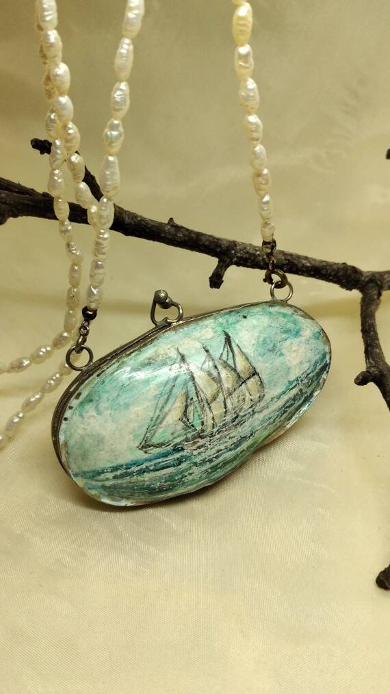 Antique hand-painted shell handbag necklace,vintag